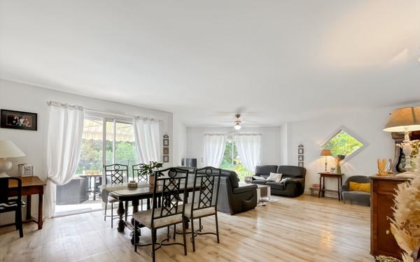 Maison à vendre    4 pièces • 112 m2 Saint-Pierre-du-Mont