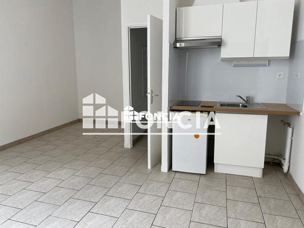 Location Studio 23.62 m² - 18 RUE MONTHYON Bordeaux 33800