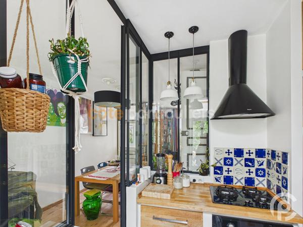 Vente
                Maison80 m² - 4 Pièces -
                    CLAMART (92140)