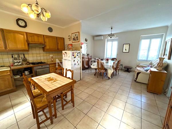 MAISON DE PLAIN PIED AVEC VERANDA ET COIN JARDIN