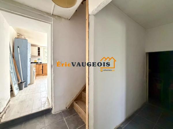 Vente                                                      Maison de village
                        
                     4 pièces                      106 m2                     à Rozay-en-Brie