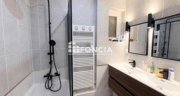 À vendre Appartement 4 pièces 106 m² - Lille 59800