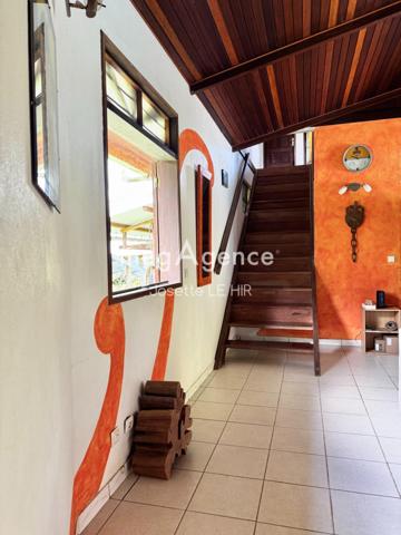 Maison à MATOURY, 97351 - 6 pièces 160m²