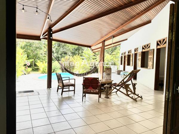 Maison à MATOURY, 97351 - 6 pièces 160m²