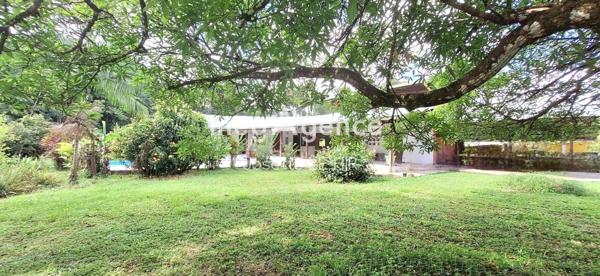 Maison à MATOURY, 97351 - 6 pièces 160m²