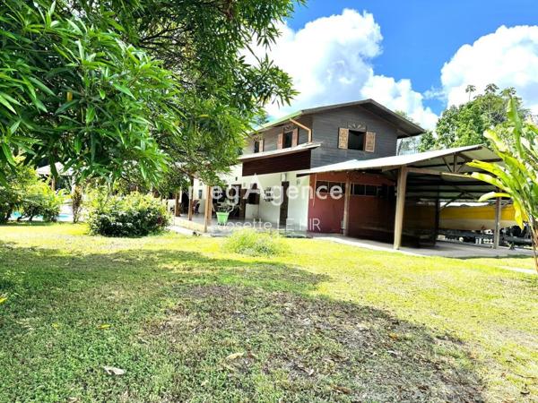Maison à MATOURY, 97351 - 6 pièces 160m²