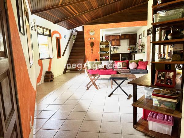 Maison à MATOURY, 97351 - 6 pièces 160m²