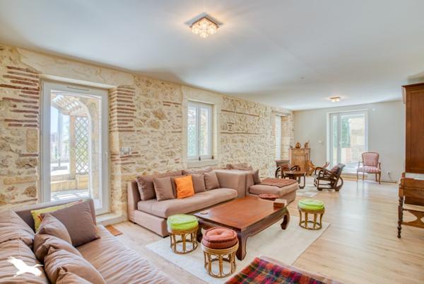 Maison à vendre 442 000 € Agen 8 p 205 m² DPE D