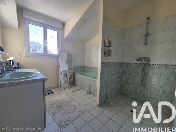 Maison à vendre 8 pièces 189 m² Valence-en-Poitou