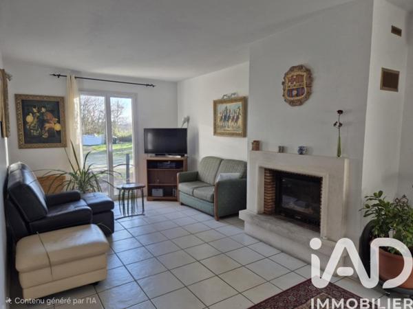 Maison à vendre 8 pièces 189 m² Valence-en-Poitou
