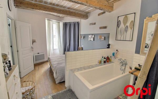 Maison à vendre    4 pièces •  Roquevaire