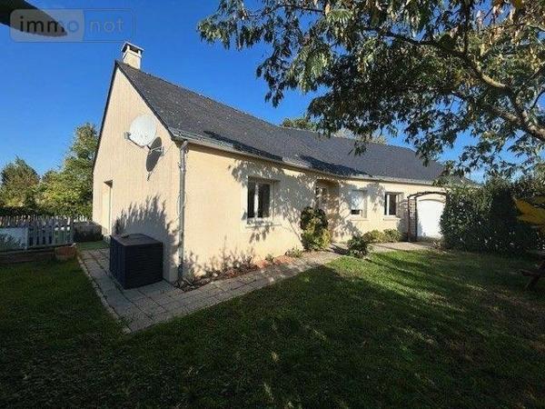 Maison à vendre à Baugé-en-Anjou dans le Maine-et-Loire (49150), ref : LB/2557   
centre