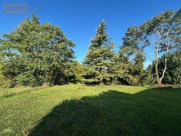 Maison à vendre à Baugé-en-Anjou dans le Maine-et-Loire (49150), ref : LB/2557   
centre