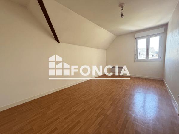 Location Studio 30.37 m² - 8 AVENUE DE LA PAIX Leves 28300