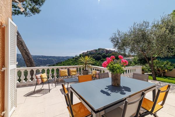 Vente Villa de luxe Gattières 5 Pièces 183 m²