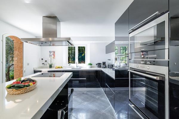 Vente Villa de luxe Gattières 5 Pièces 183 m²