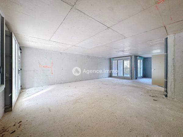 À vendre - Autres commerces situé à Flassans-sur-Issole (83340)