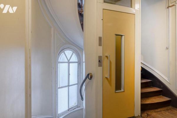 PARIS 12 / BEL-AIR - 3 PIECES HAUSSMANNIEN DERNIER ETAGE ASCENSEUR VUE DEGAGEE + 2 CHAMBRES + CAVE