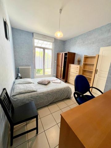 Maison à louer    6 pièces •    Pessac