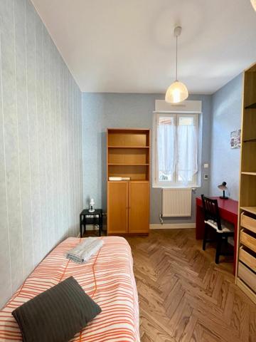 Maison à louer    6 pièces •    Pessac