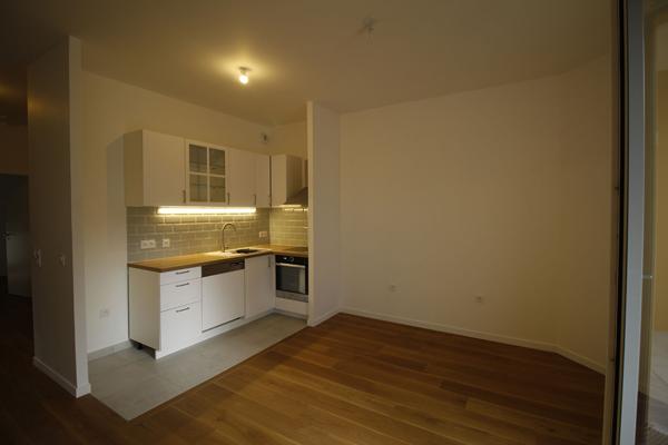 Appartement Suresnes 3 pièce(s) 60.94 m2 , Suresnes