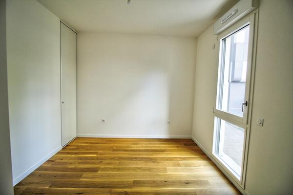 Appartement Suresnes 3 pièce(s) 60.94 m2 , Suresnes