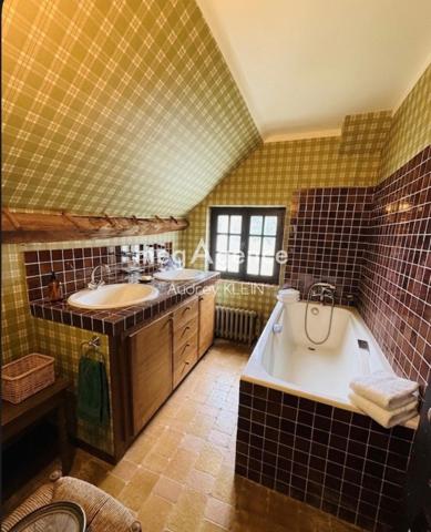 Maison à GRON, 89100 - 7 pièces 132m²