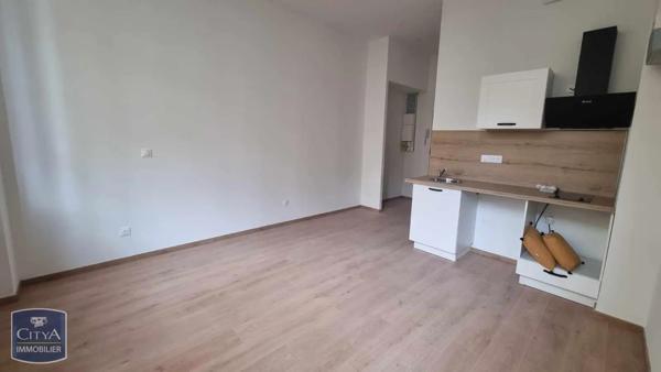 Appartement à louer 1 pièce 25.45m² Saint-Quentin (02100)