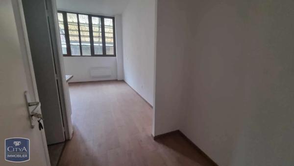 Appartement à louer 1 pièce 25.45m² Saint-Quentin (02100)