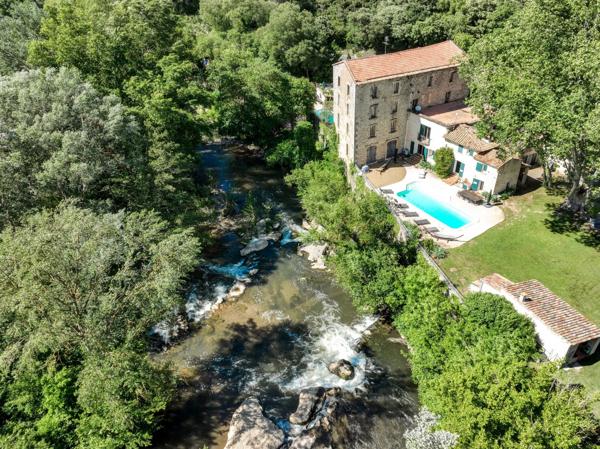 Vente Maison de luxe Ventabren 7 Pièces 218 m²