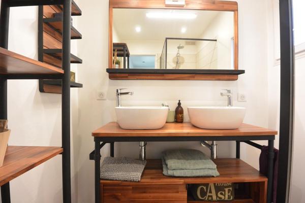 Secteur sud - Appartement entièrement rénové proche écoles et commerces