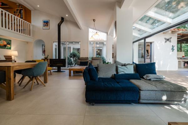 Vente Maison de luxe Saint-Estève 8 Pièces 226 m²
