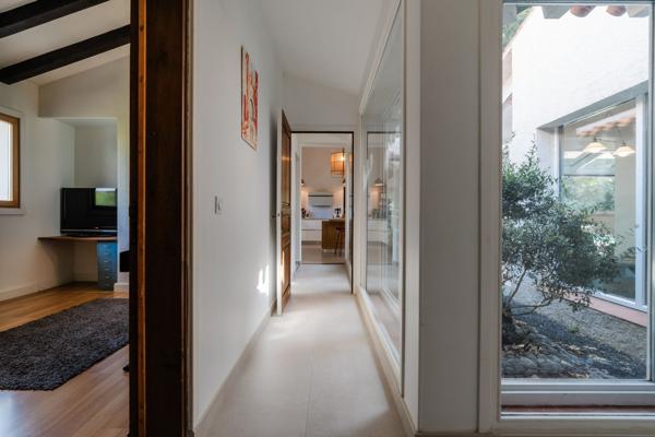 Vente Maison de luxe Saint-Estève 8 Pièces 226 m²