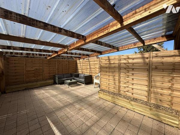 LISIEUX CENTRE VILLE BEL APPARTEMENT T3 RENOVE 57m² + AVEC TERRASSE loué 700 € / mois