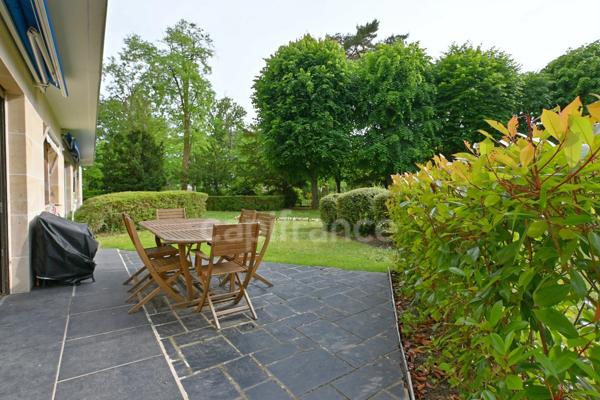 Maisons Laffitte Parc - Appartement de 111 m², 5 pièces.