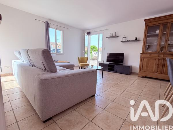 Maison à vendre 4 pièces 82 m² Saint-Martial-de-Vitaterne