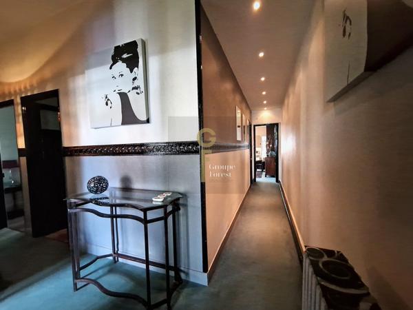 REZ DE CHAUSSEE AVEC COUR A ST MAUR