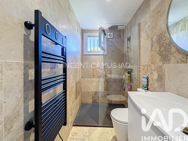 Maison à vendre 10 pièces 260 m² Sanary-sur-Mer