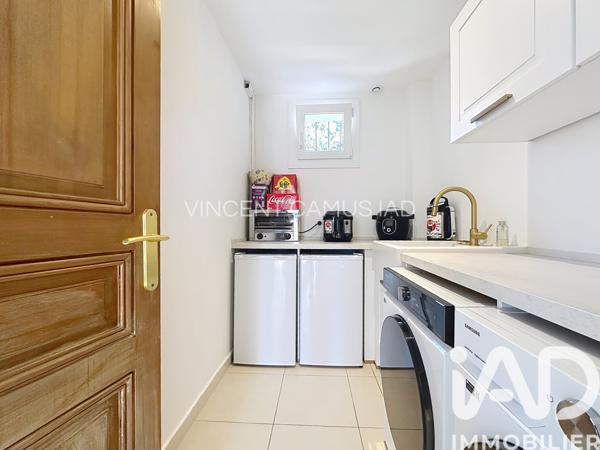 Maison à vendre 10 pièces 260 m² Sanary-sur-Mer