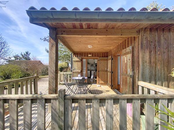 CRAPONNE SUR ARZON Deux Chalets en Mélèze sur plus de 1000 m2 de terrain