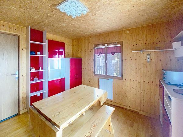 CRAPONNE SUR ARZON Deux Chalets en Mélèze sur plus de 1000 m2 de terrain