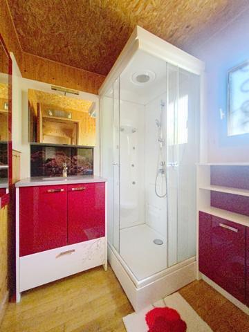 CRAPONNE SUR ARZON Deux Chalets en Mélèze sur plus de 1000 m2 de terrain