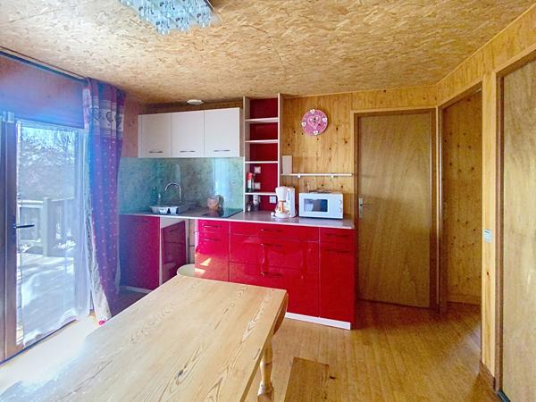 CRAPONNE SUR ARZON Deux Chalets en Mélèze sur plus de 1000 m2 de terrain