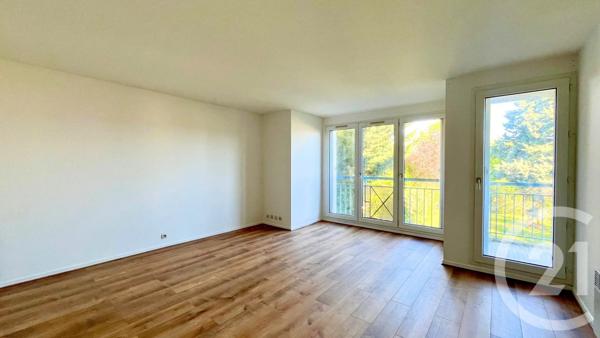 Appartement F3 à vendre  3 pièces - 52,55 m 2   ST MAUR DES FOSSES  - 94