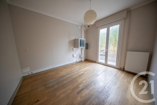 Maison à vendre  8 pièces - 178,65 m2 LE TAILLAN MEDOC - 33