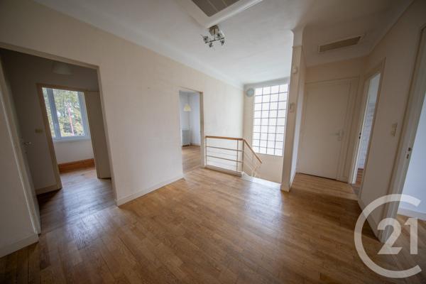 Maison à vendre  8 pièces - 178,65 m2 LE TAILLAN MEDOC - 33