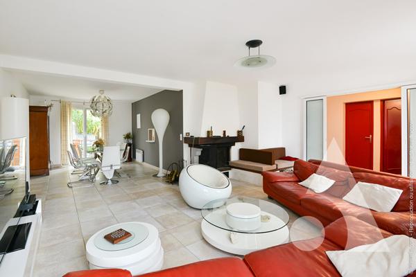 Maison 8 pièces 223 m2