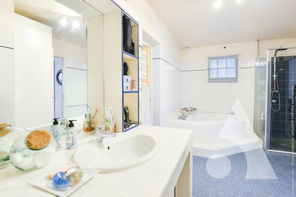 Maison 8 pièces 223 m2