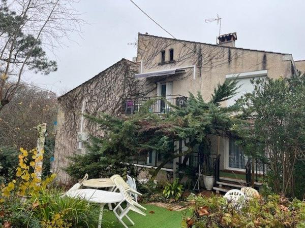 Spécial investisseur!!! A vendre immeuble composé de 12 appartements