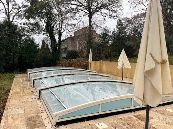 Spécial investisseur!!! A vendre immeuble composé de 12 appartements